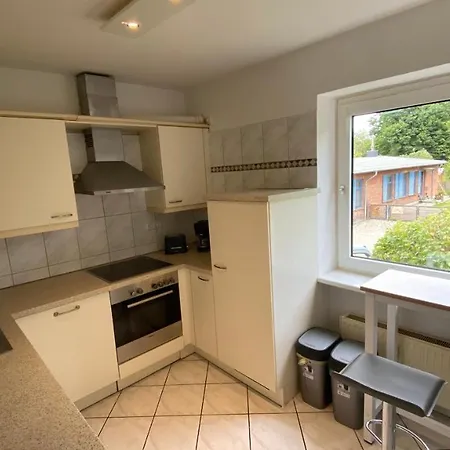 Apartment Bs Living 1 *